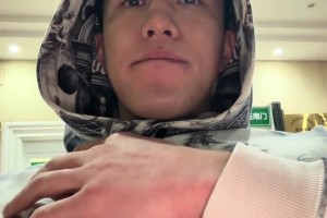 最坏结果郭艾伦：在医院出来了，我前交叉韧带断了！